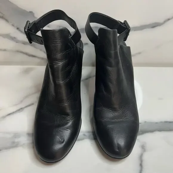 Eileen Fisher Women's Classic Minimalist Black Leather Stacked Heel Boots Sz 7 - Picture 3 of 8